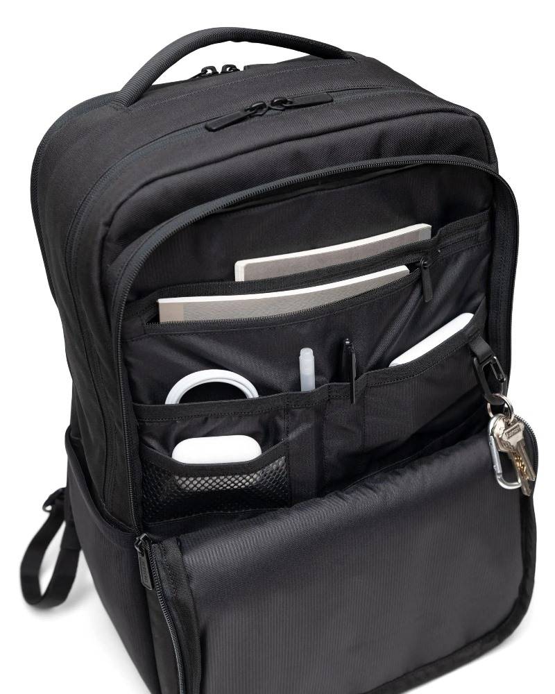 HERSCHEL RETREAT BACKPACK
