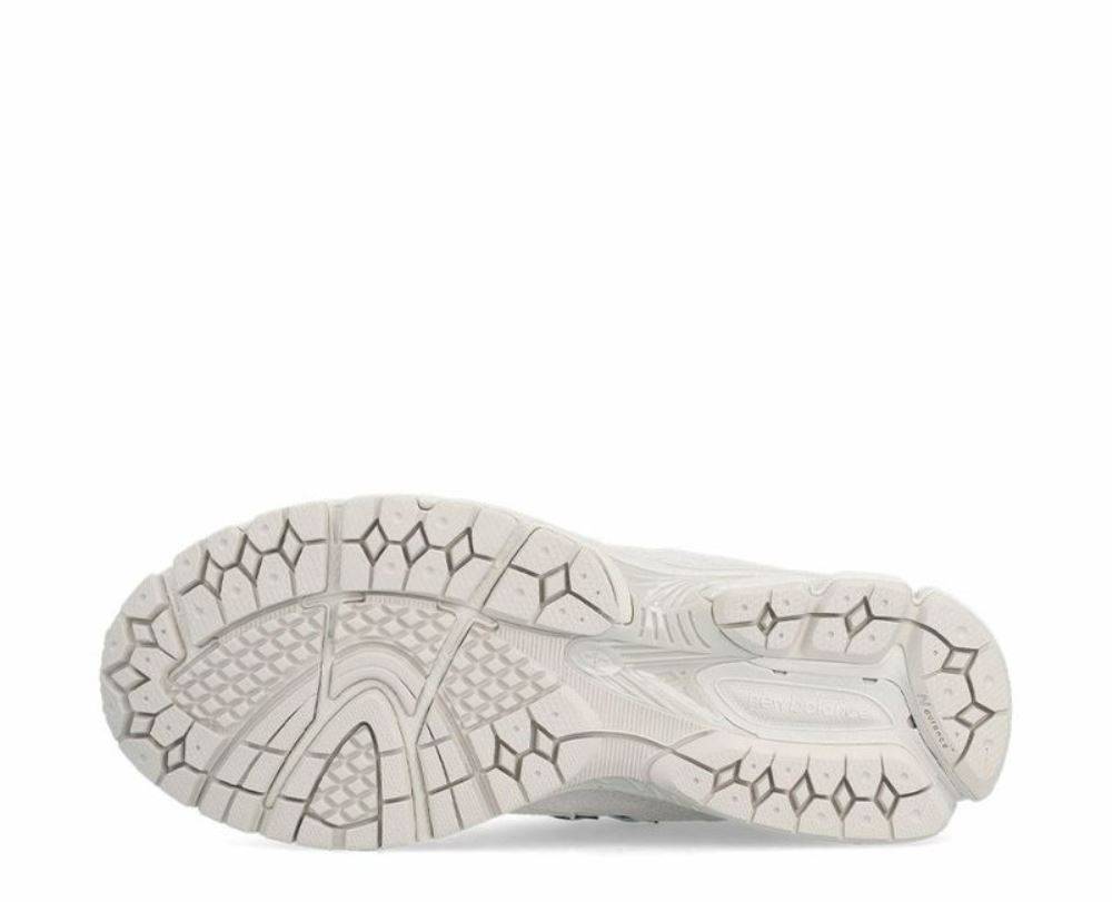 NEW BALANCE 2002R UNISEX SHOES