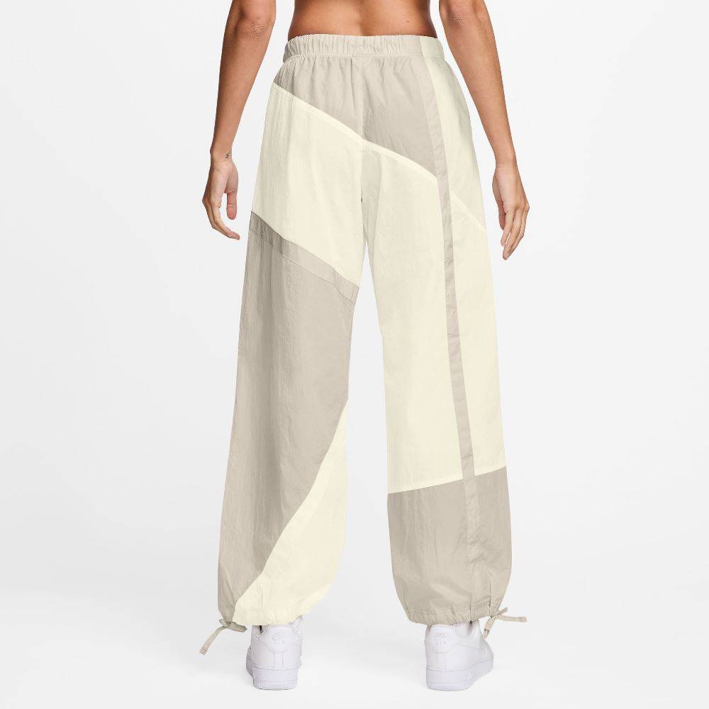 NIKE NSW STREET MID-RISE WOVEN OPEN-HEM PANT