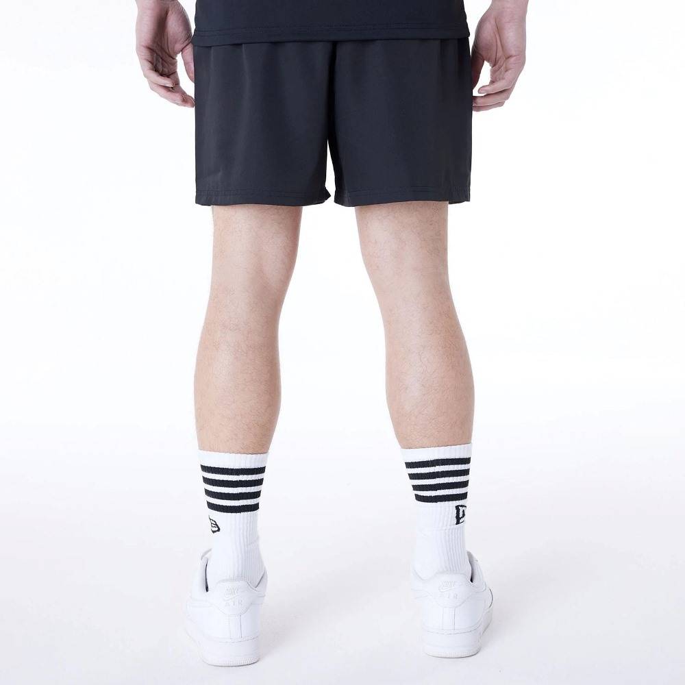NEW ERA SHORT