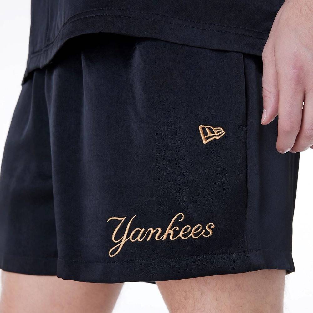 NEW ERA MLB WOVEN SHORT NEW YORK YANKEES
