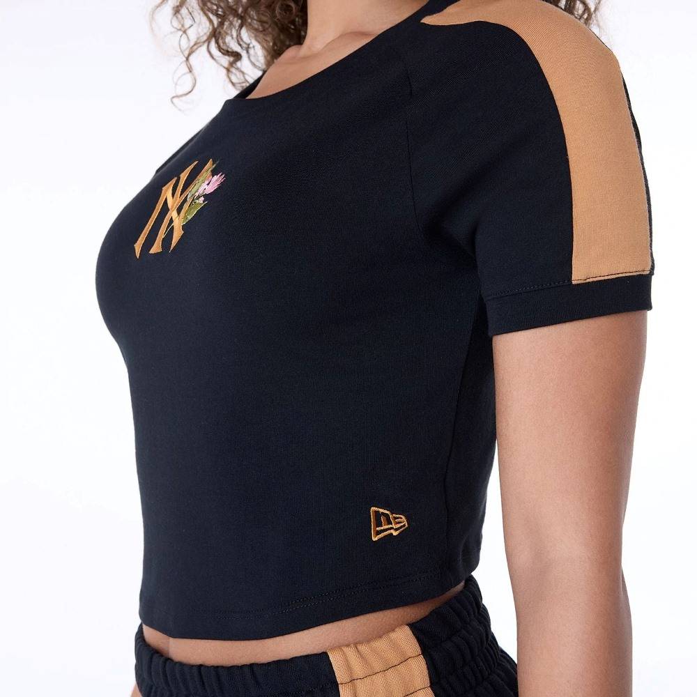 NEW ERA WMNS MLB FLORAL CROP TEE NEW YORK YANKEES