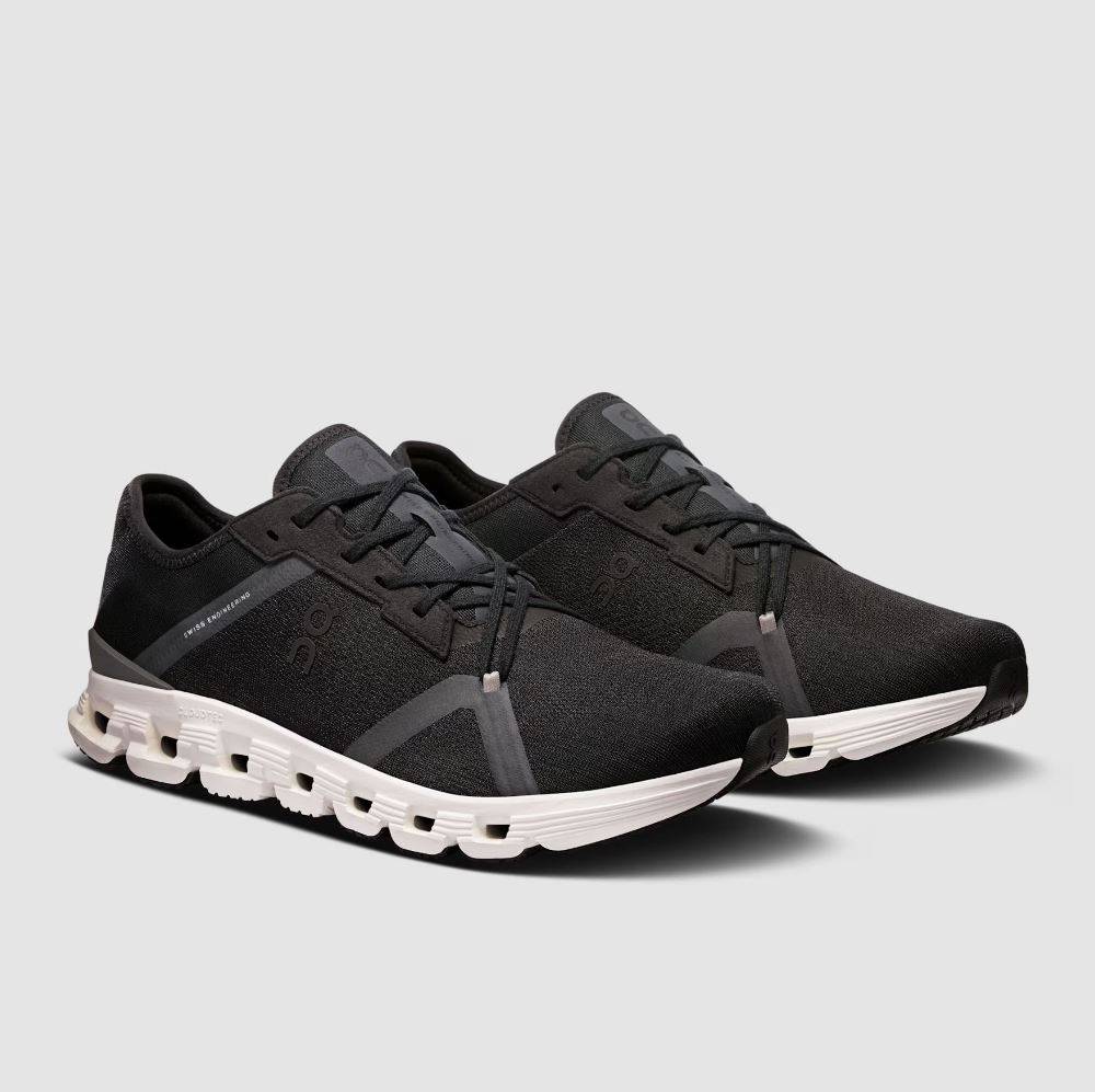 ON RUNNING CLOUD X 4 AD M