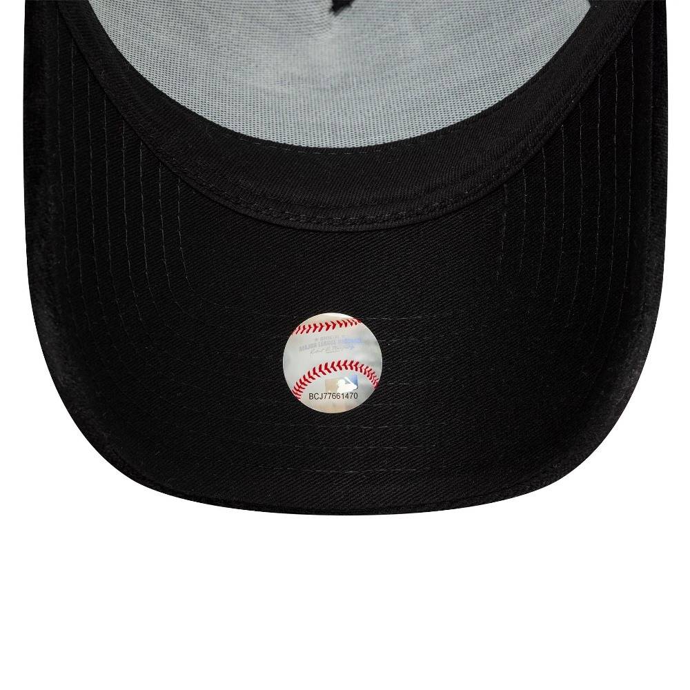 NEW ERA WMNS VELOUR TRUCKER NEW YORK YANKEES