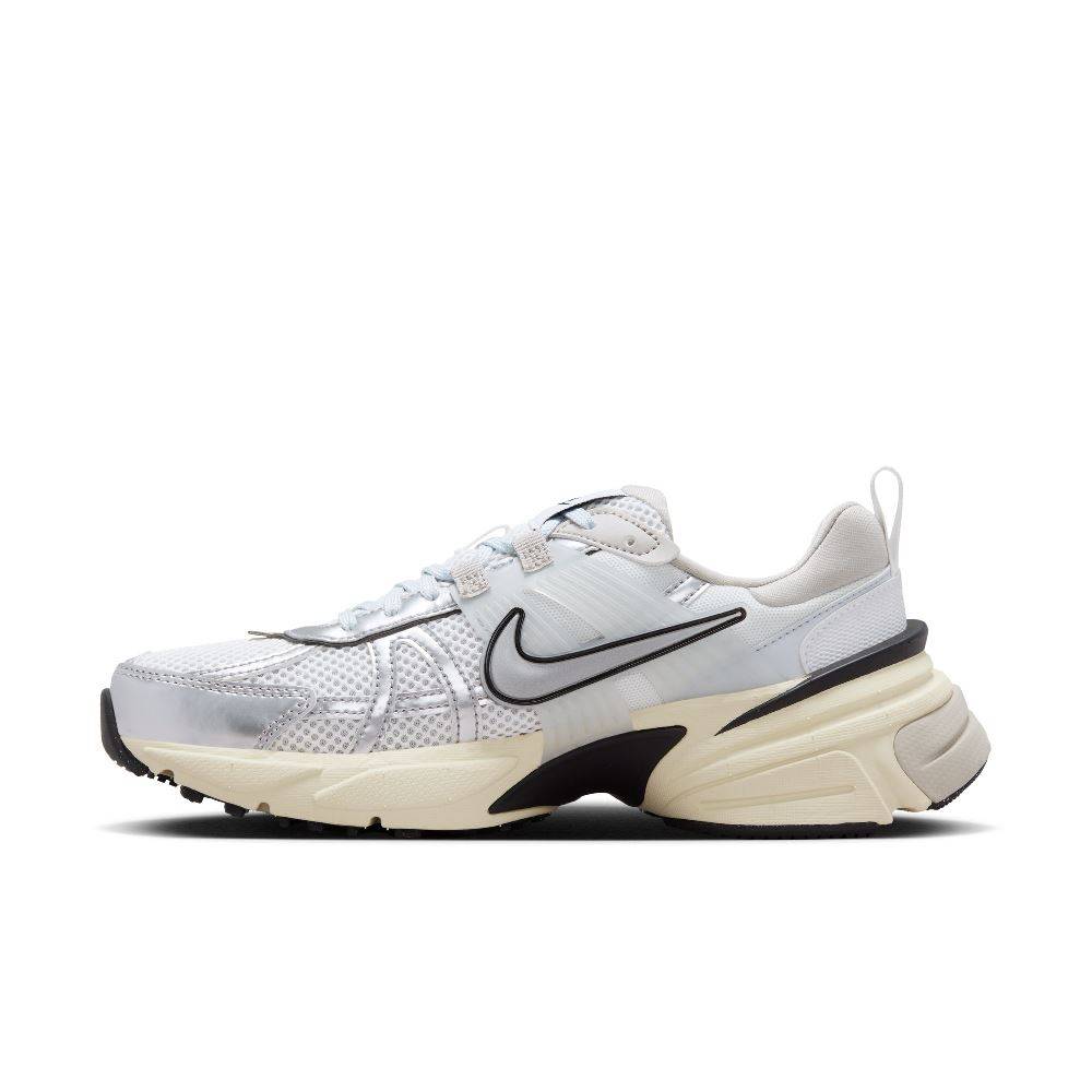 NIKE WOMENS V2K RUN