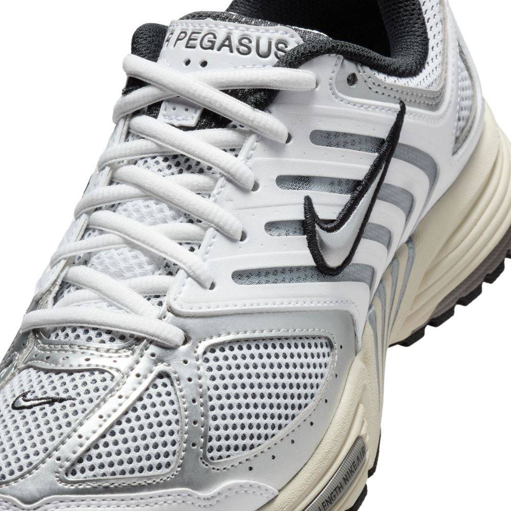 NIKE WOMENS AIR PEGASUS 2005