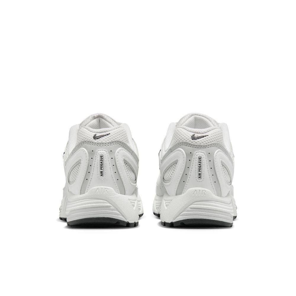 NIKE WOMENS AIR PEGASUS 2005
