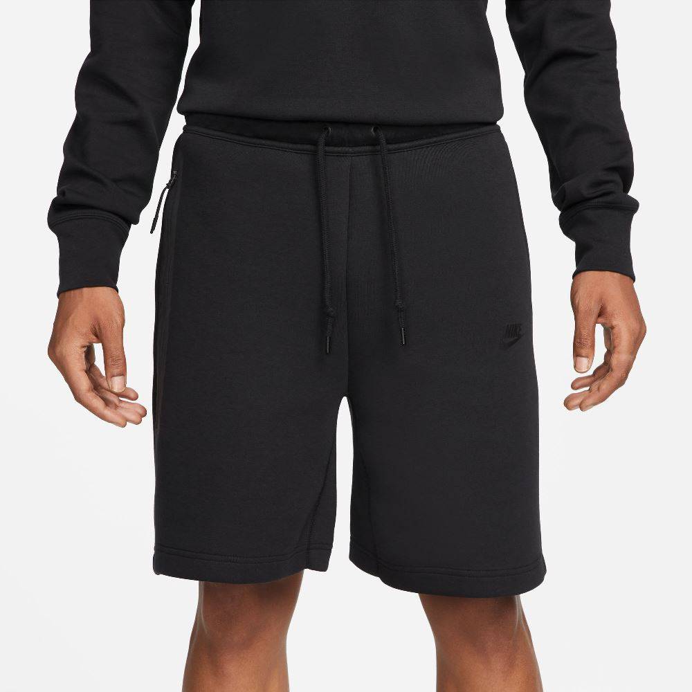 NIKE TECH FLEECE SHORT
