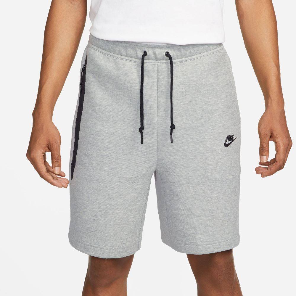 NIKE TECH FLEECE SHORT