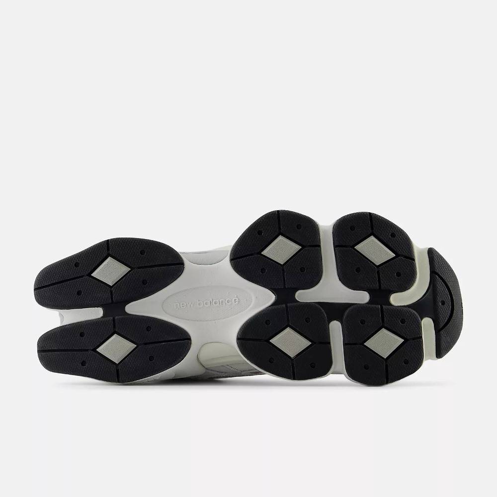 NEW BALANCE 9060 WOMENS SHOES