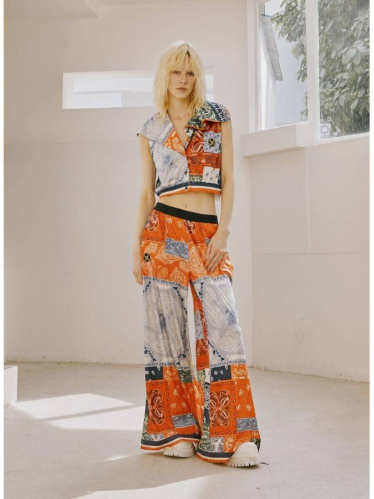 MWM BANDANA CROPPED SHIRT