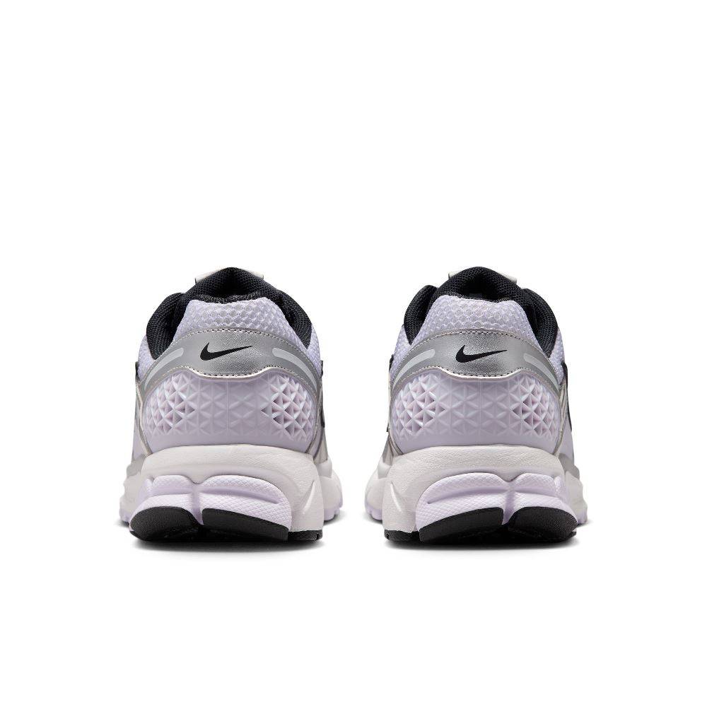 NIKE WOMENS ZOOM VOMERO 5