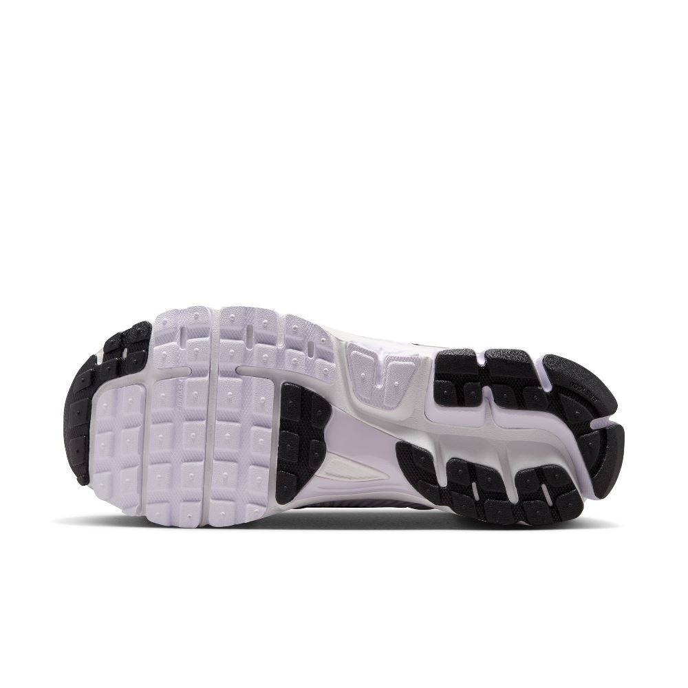 NIKE WOMENS ZOOM VOMERO 5