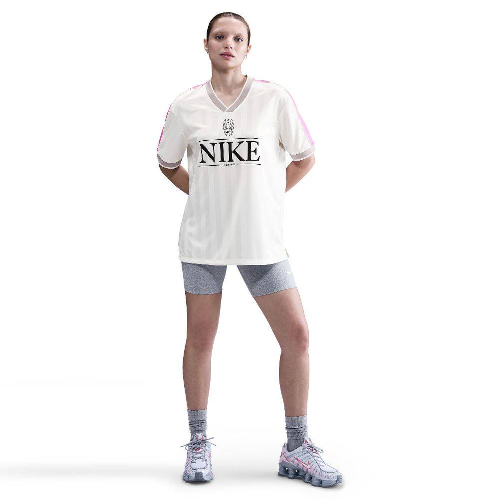 NIKE WOMENS V NECK STREET JERSEY