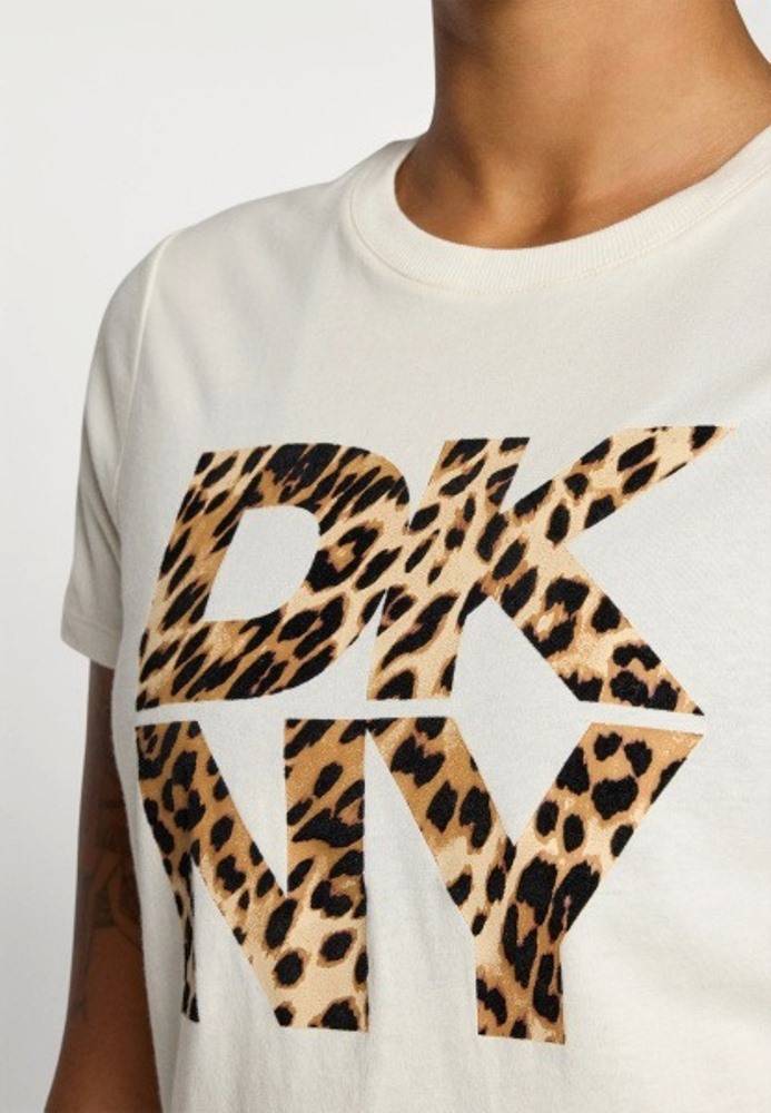 DKNY LEOPARD-PRINT LOGO TEE