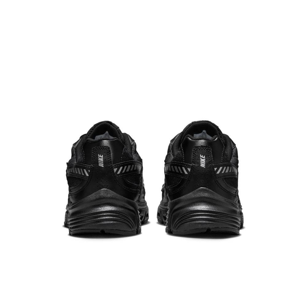 NIKE INITIATOR SHOES