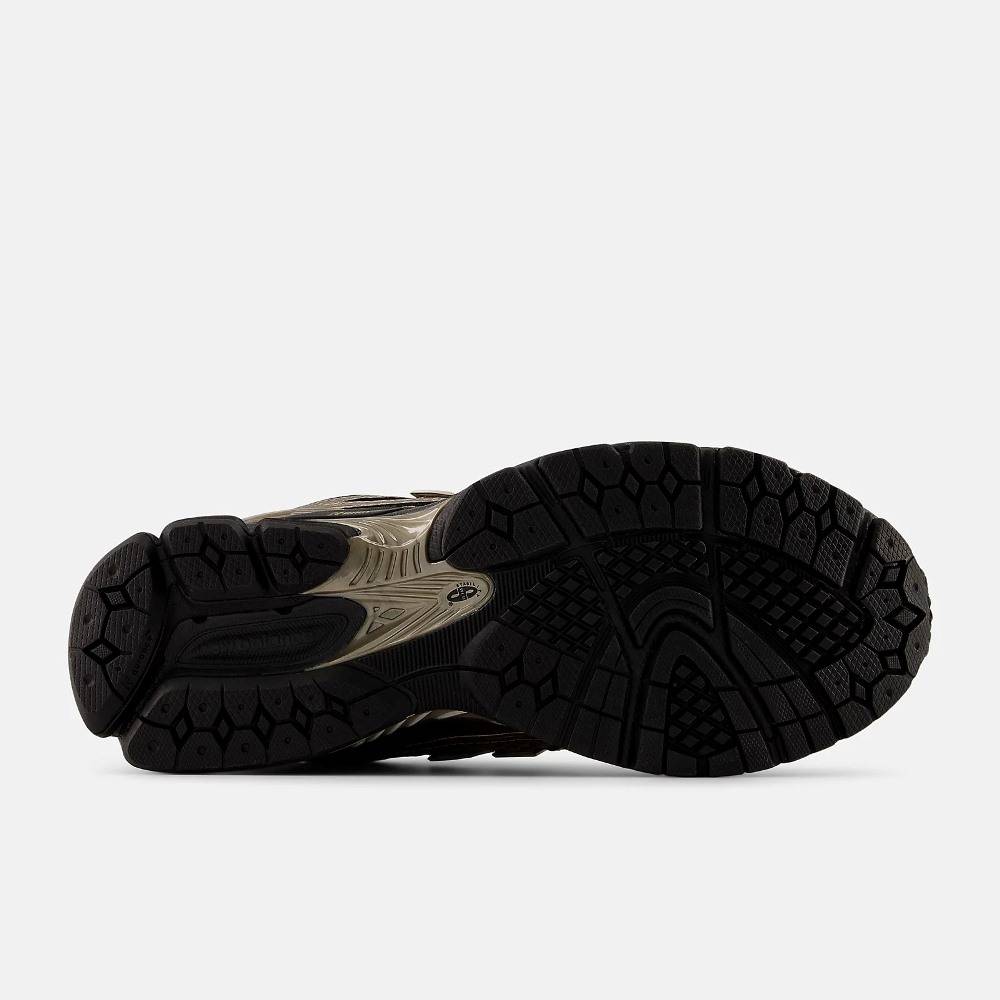 NEW BALANCE 1906R UNISEX CLASSIC SNEAKERS