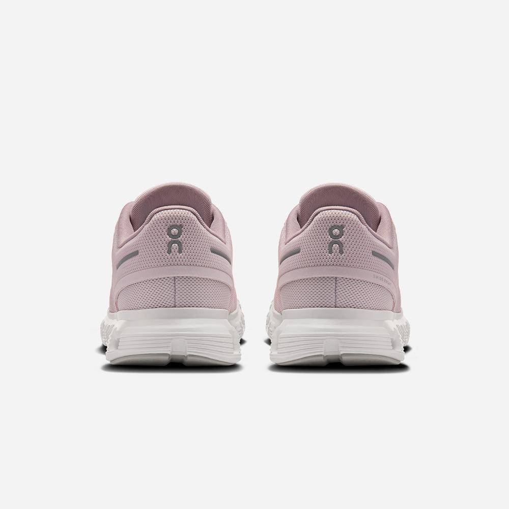 ON RUNNING CLOUD 6 W