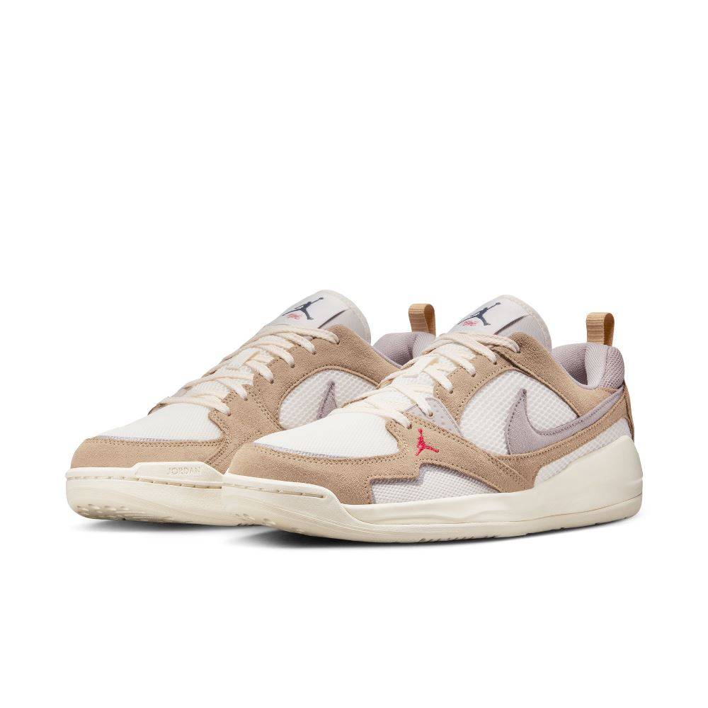 NIKE JORDAN CMFT ERA