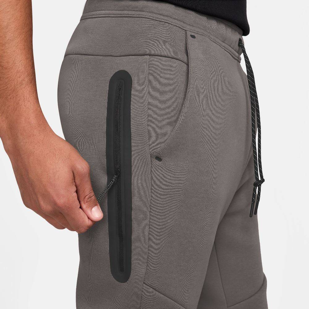 NIKE TECH FLEECE JOGGER