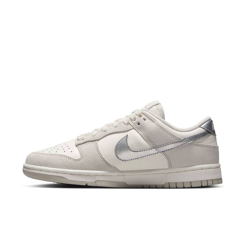 NIKE WOMENS DUNK LOW