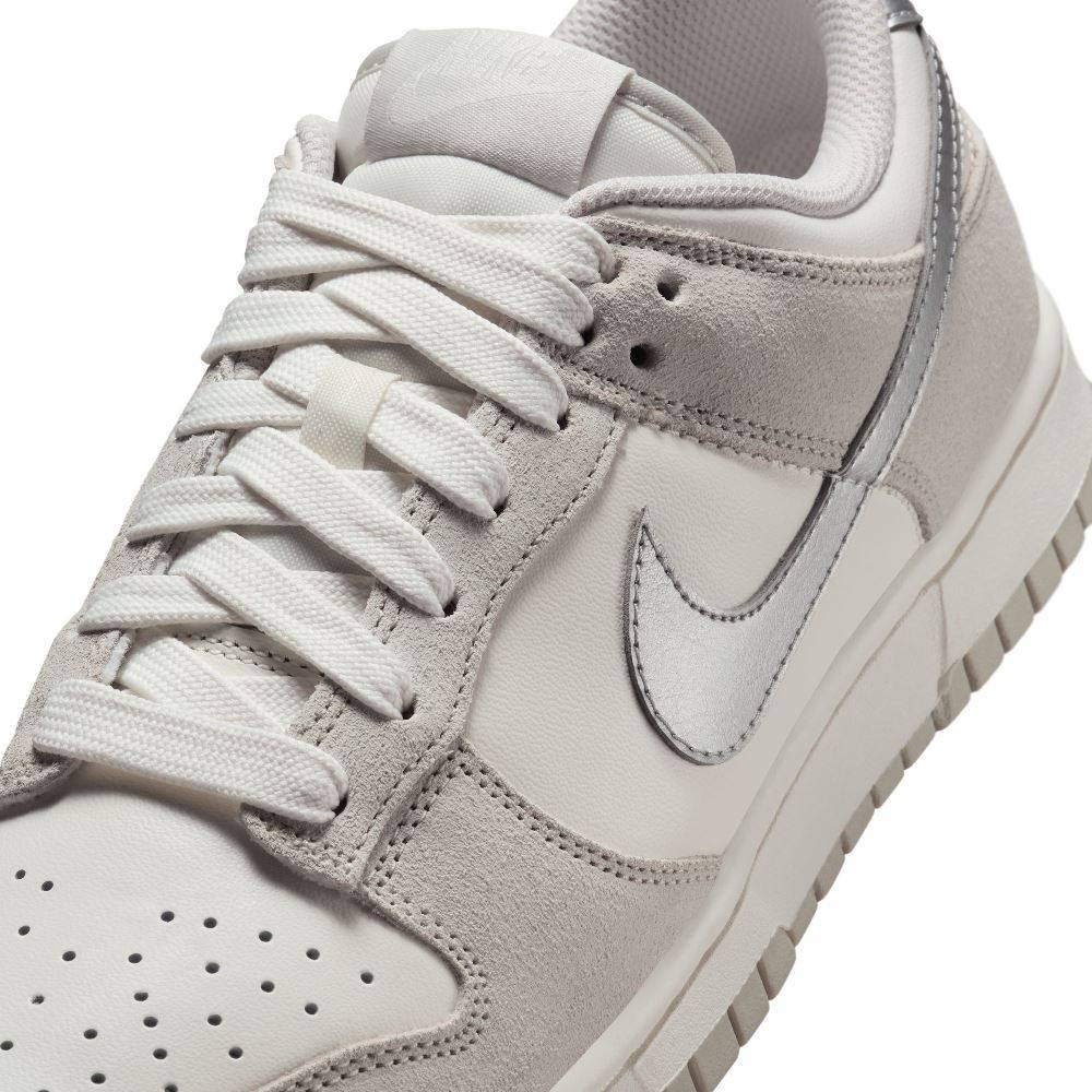 NIKE WOMENS DUNK LOW