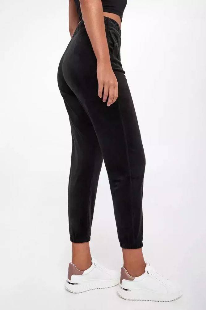 DKNY VELOUR RHINESTONE LOGO RELAXED JOGGER