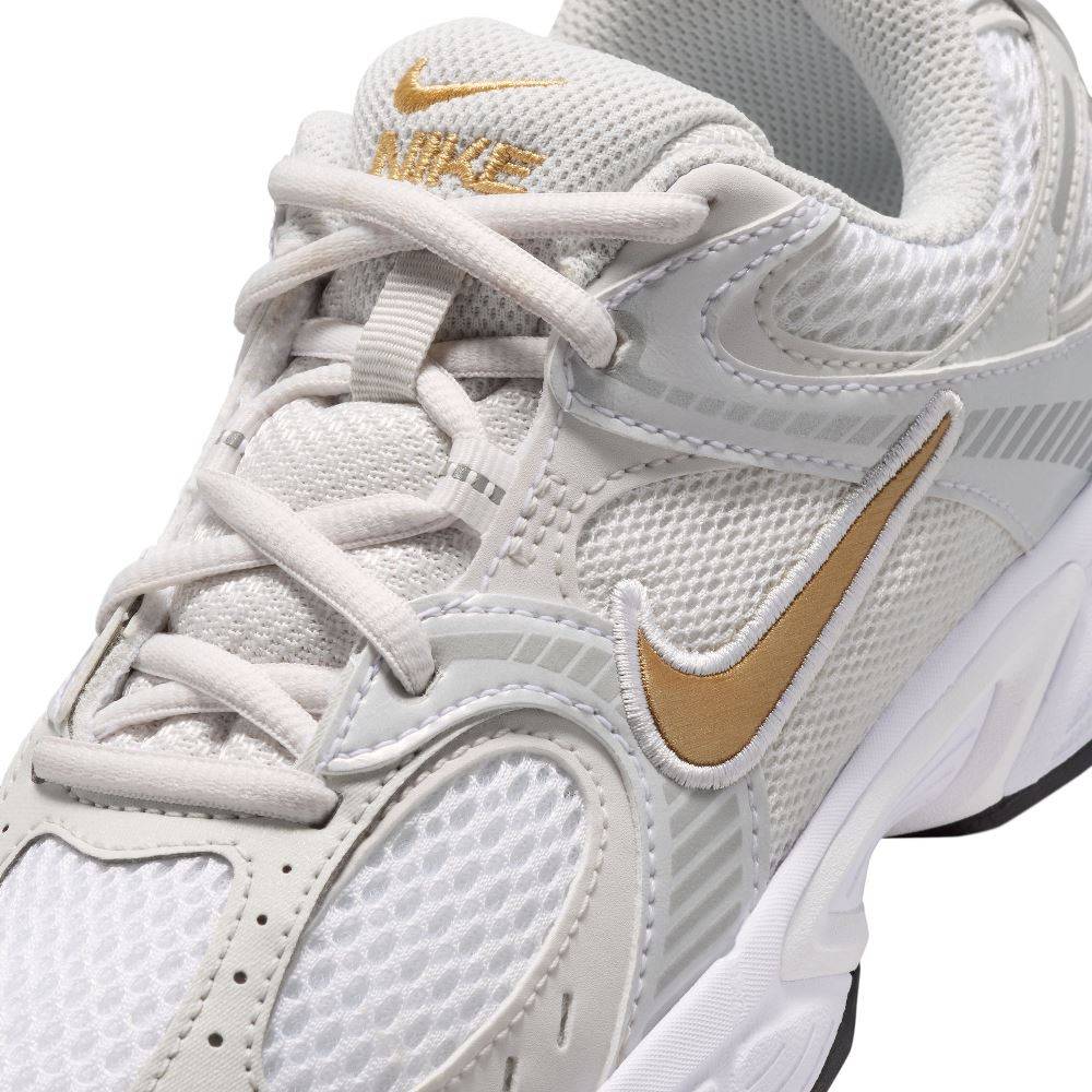 NIKE V5 RNR (GS) JR SHOES