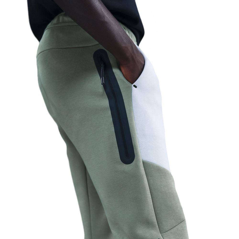 NIKE TECH FLEECE JOGGER