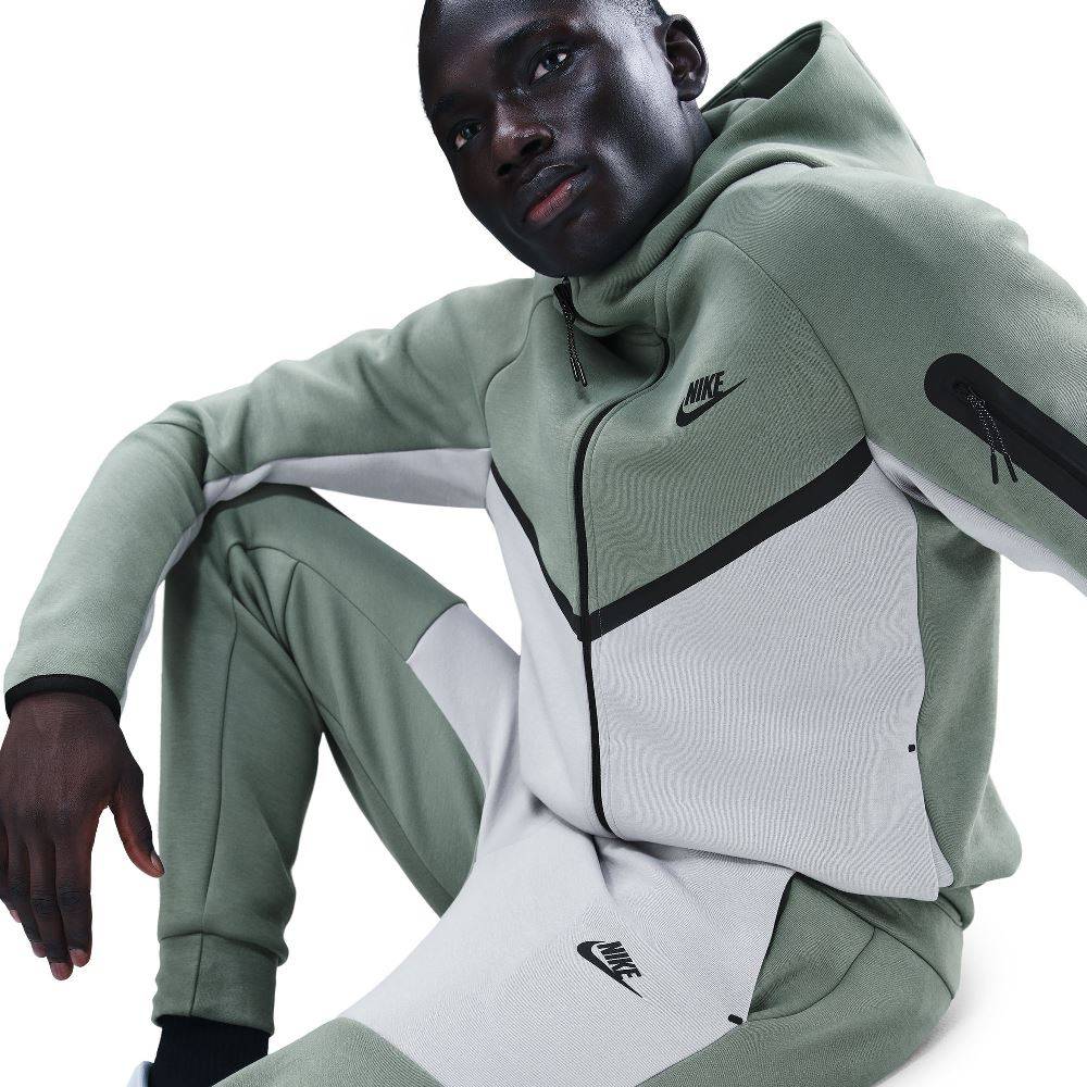 NIKE TECH FLEECE JOGGER