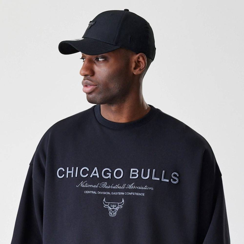 NEW ERA NBA LINEAR GRPHC BOXY CREW CHICAGO BULLS