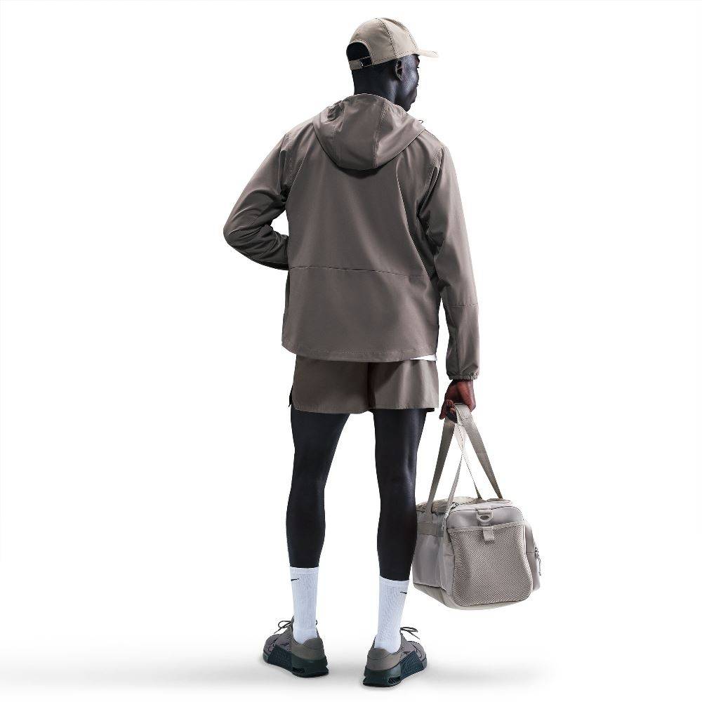 NIKE MENS WATER REPELLENT HOODED VERSALITE JACKET