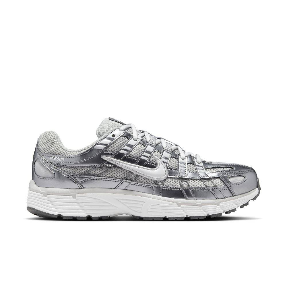 NIKE WOMENS P-6000