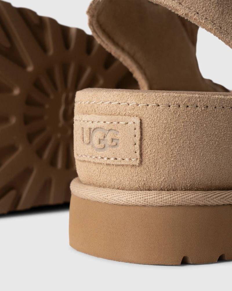UGG WOMENS GOLDENSTAR HI SANDAL