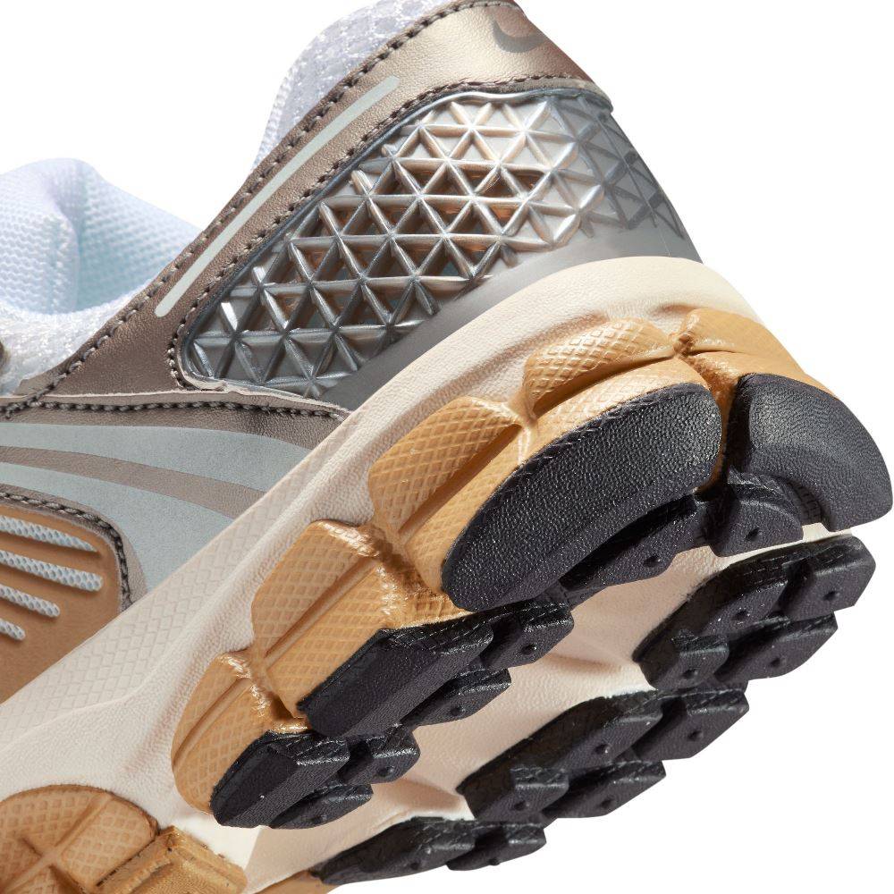 NIKE VOMERO 5 JR (GS)