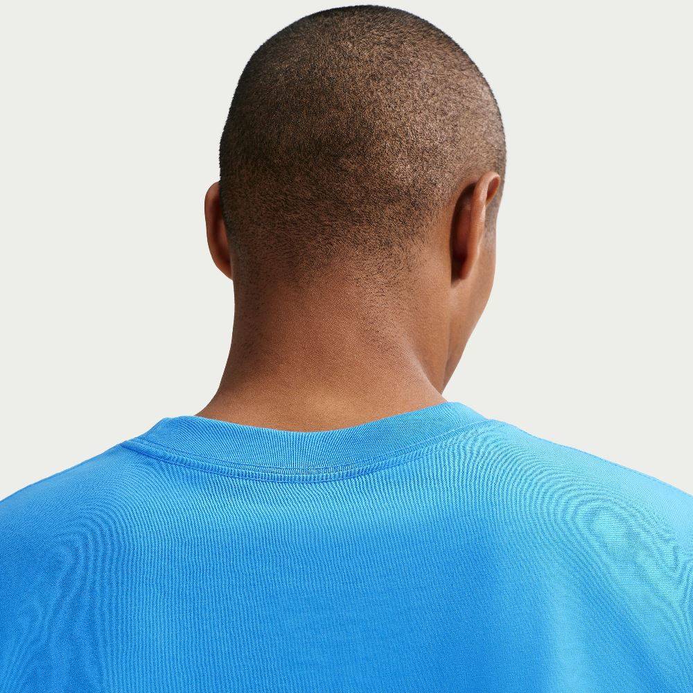 NIKE SPORTSWEAR LOOSE FIT SOFT TEE