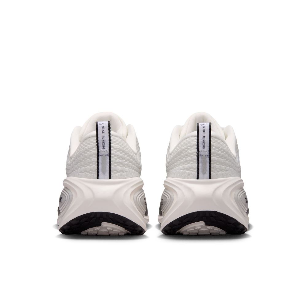 NIKE WOMENS VOMERO PLUS ESS RUN SHOES