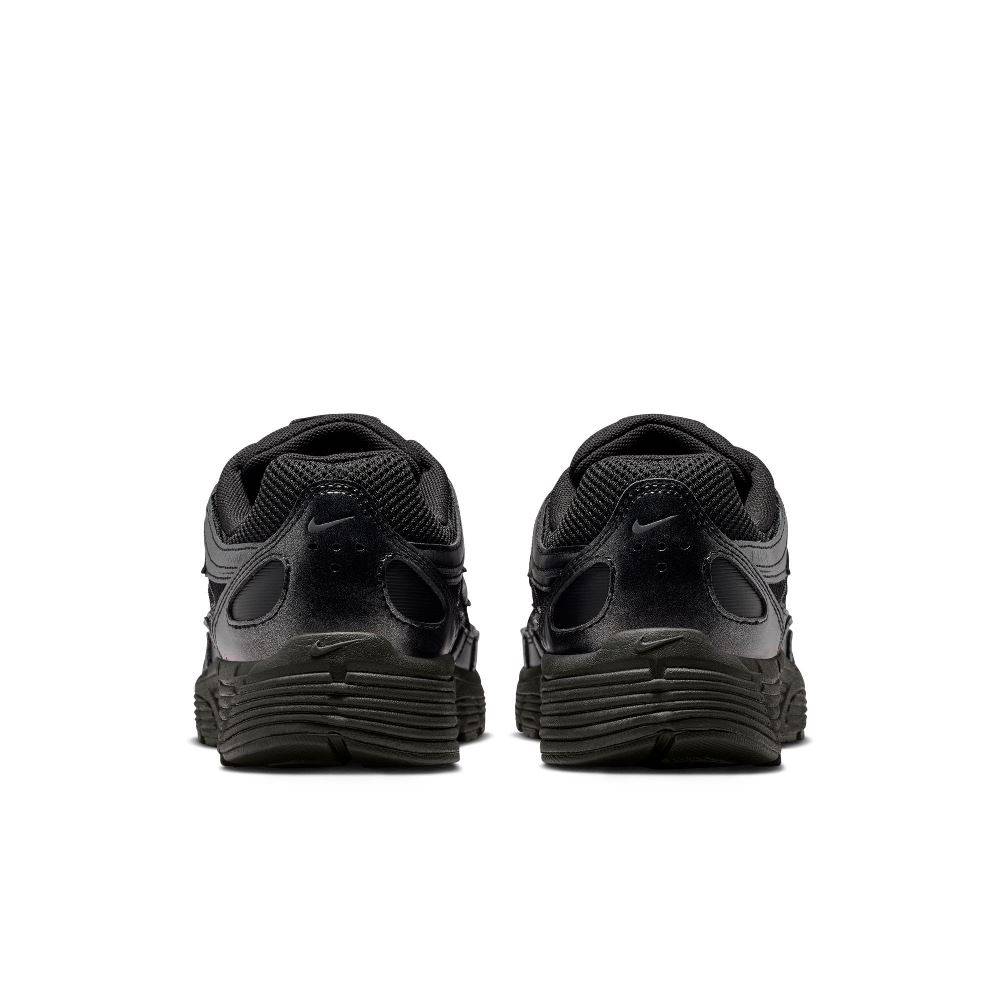 NIKE WOMENS P-6000