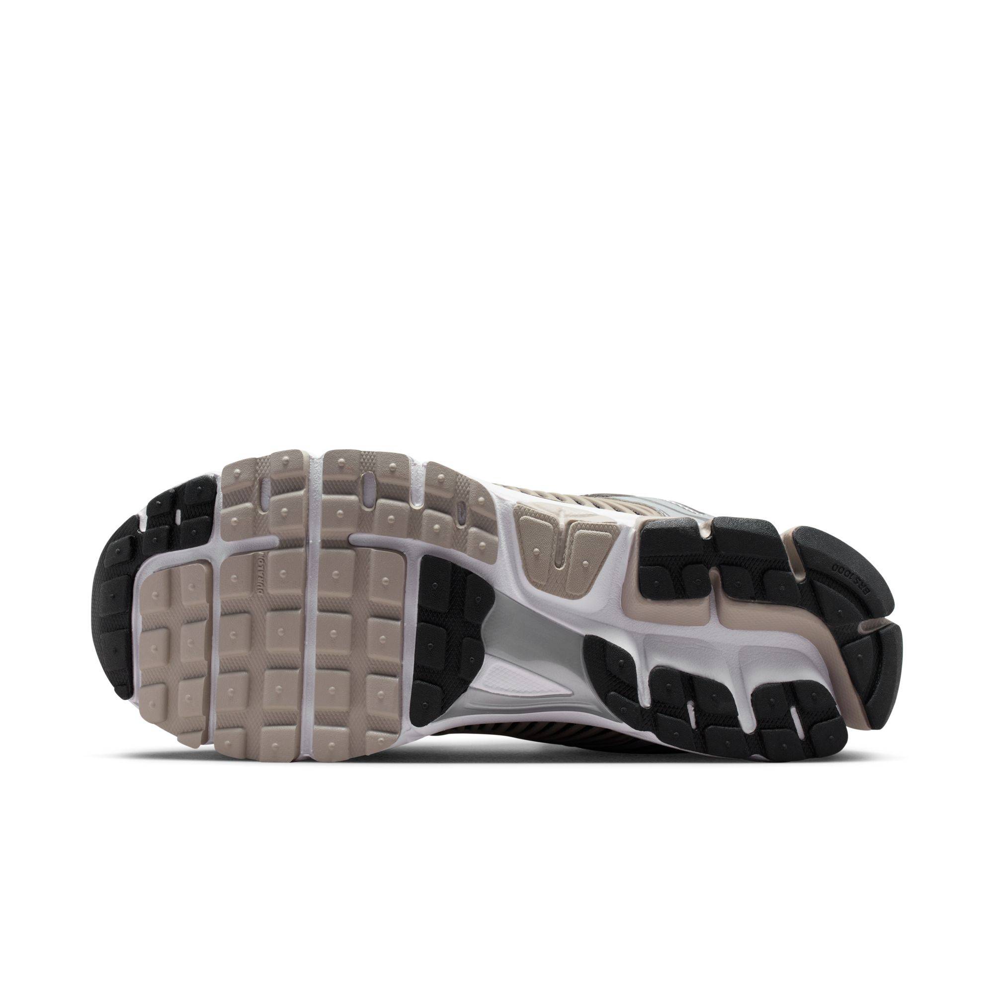 NIKE ZOOM VOMERO 5