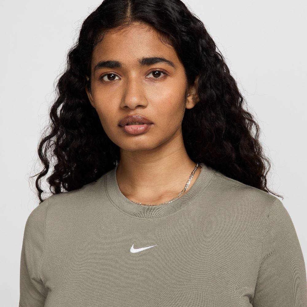 NIKE NSW ESSENTIALS SLIM CROPPED WOMENS TEE