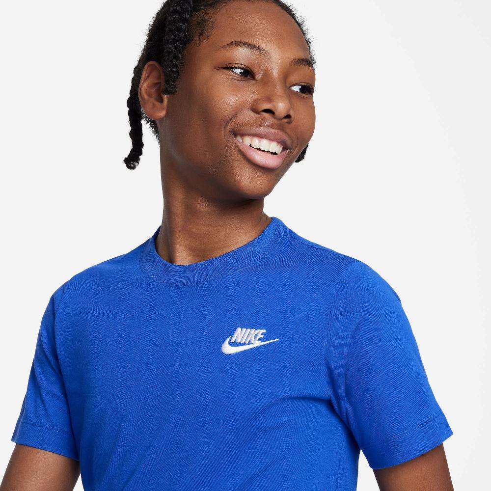 NIKE NSW BOYS EMBROIDERY FUTURA TEE