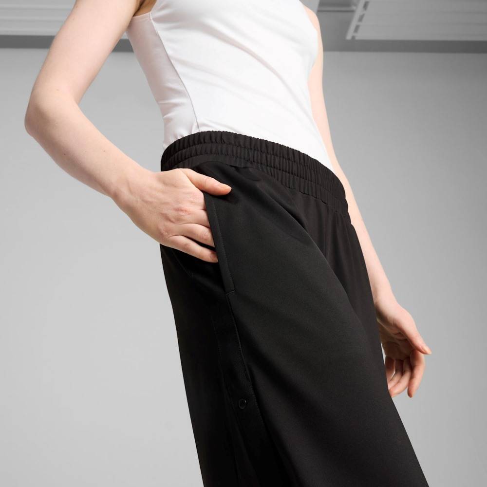 PUMA WARDROBE ESS RELAXED LOW RISE POPPER PANTS OP