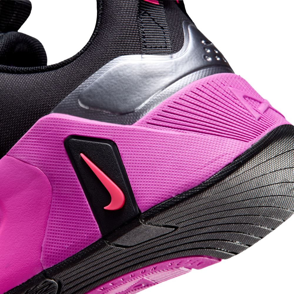 NIKE WOMENS FREE METCON 7