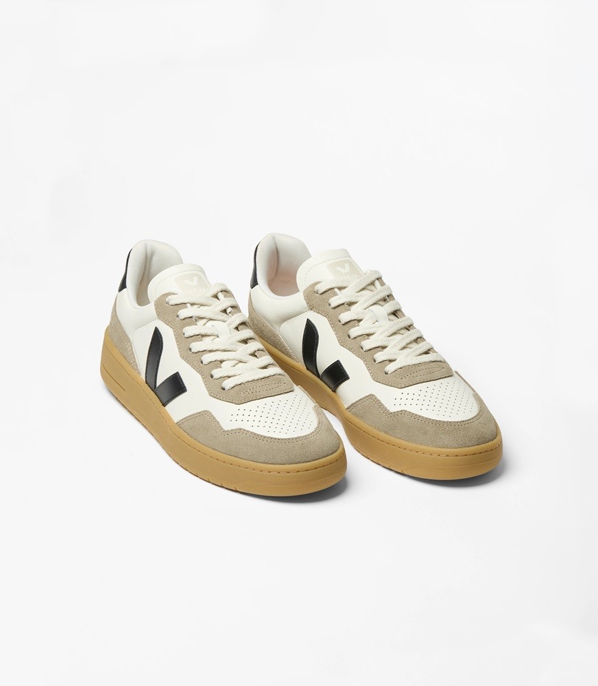 VEJA V-90 ORGANIC TRACED LEATHER UNISEX