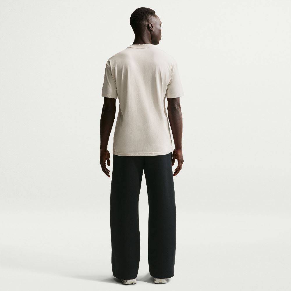 NIKE SPORTSWEAR LOOSE FIT SOFT TEE