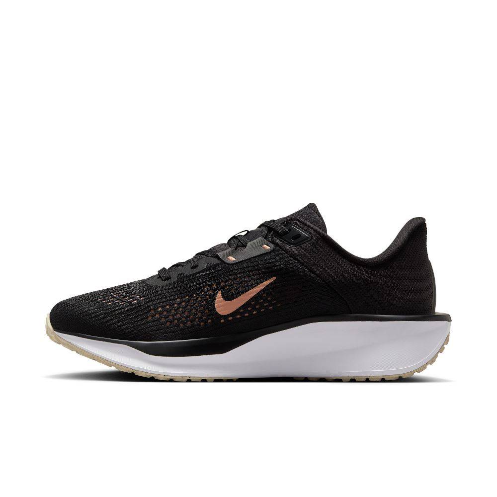 NIKE WOMENS QUEST 6