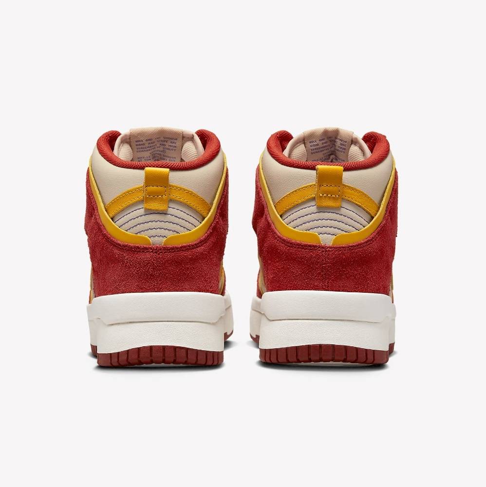 NIKE DUNK HIGH UP W SHOES