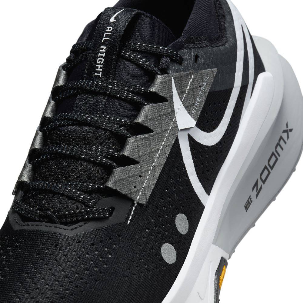NIKE ZoomX ZEGAMA 2 MENS TRAIL RUNNING