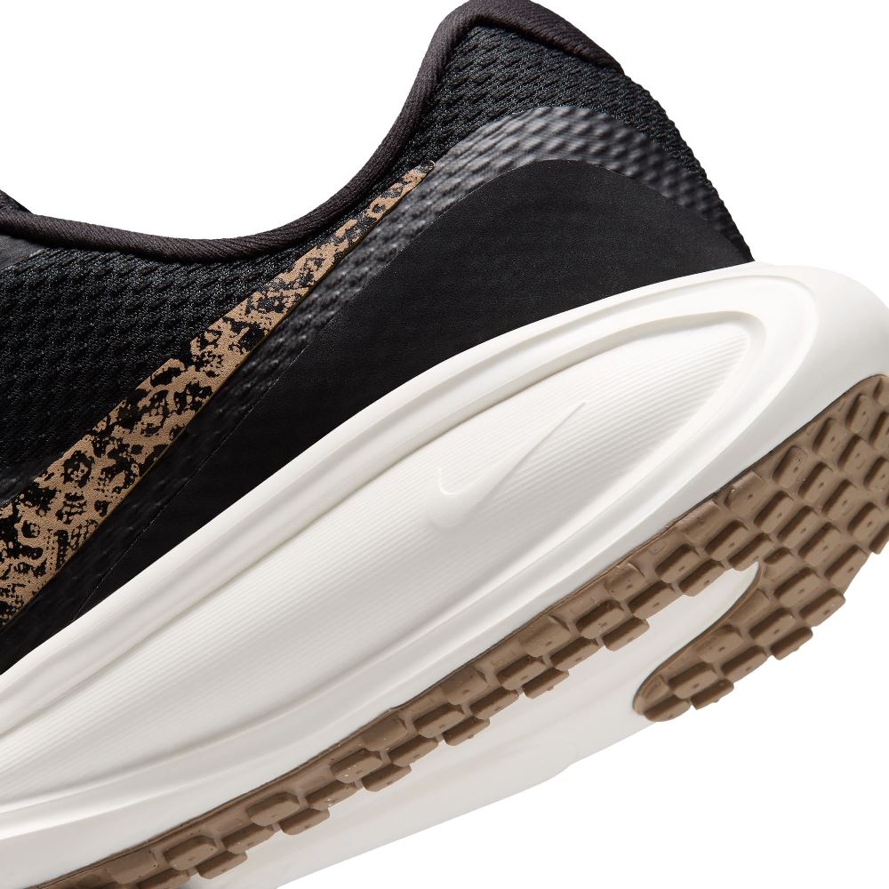 NIKE WOMENS REVOLUTION 8 PRINT RUNNING SHOES