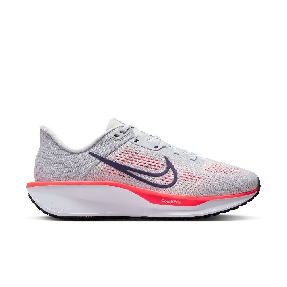 NIKE WOMENS QUEST 6